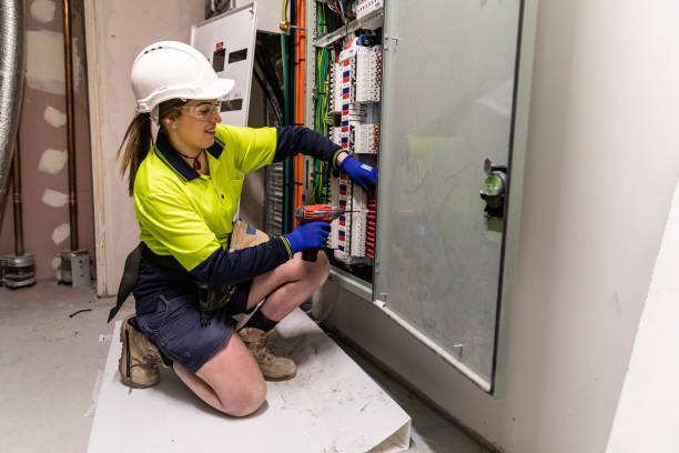 Best Electric Panel Repair  in Cosmopolis, WA